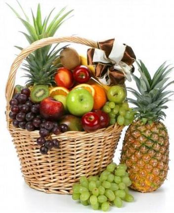 Корзина " Ананасовое счастье" - купить фруктовую корзину с ананасом и бананами с доставкой в по Бодайбо